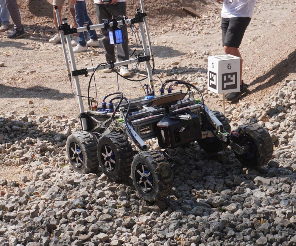 To jeszcze Kraków czy może Mars? Na AHG trwają zawody łazików marsjańskich European Rover Challenge