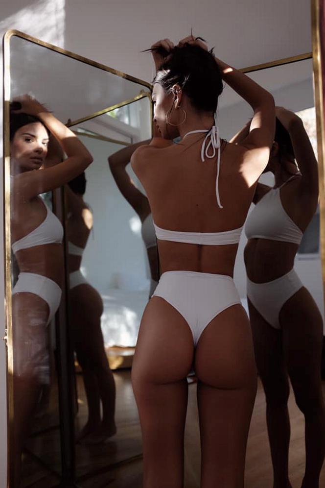 Emily Ratajkowski wynalazła selfiki 3D