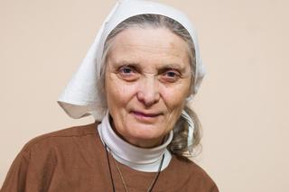Siostra Małgorzata Chmielewska nieraz rugała polityków. Ludzie nawet nie zdają sobie sprawy, kim ona jest naprawdę