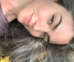 Zaczęła siwieć, gdy miała 16 lat. Teraz promuje naturalny wygląd. To moja genetyka