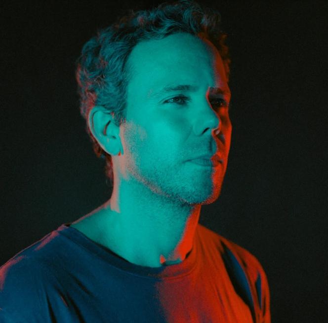 M83