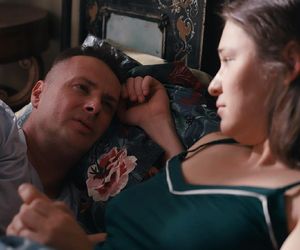 Na dobre i na złe odc. 968. Aleks/ Aleś (Paweł Małaszyński), Iga Kaczorowska (Anna Szymańczyk)