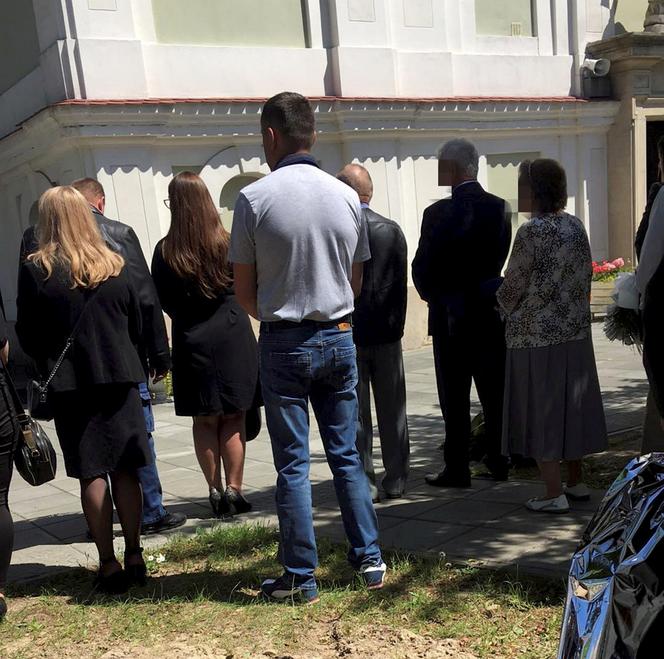 Pogrzeb ofiar wypadku w Boksycce. Zenon, Agnieszka, Paweł i Adrian zostaną pochowani razem. Relacja z uroczystości