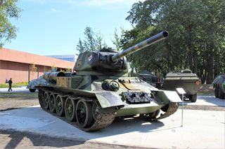 Od czołgu T-34 do bumerangu Józefa Piłsudskiego. Na progu Muzeum Wojska Polskiego