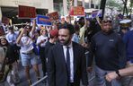 Zohran Mamdani pokonał Andrew Cuomo w demokratycznych prawyborach