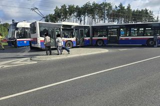 W środę, 6 sierpnia rano doszło do zderzenia autobusu z tramwajem, w którym podróżowało około 45 osób