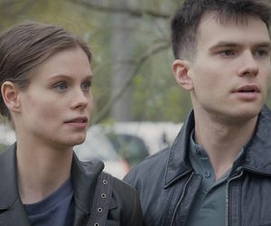 M jak miłość, odcinek 1875. Majka (Matylda Giegżno), jej chłopak Tomasz (Chris Cugowski)