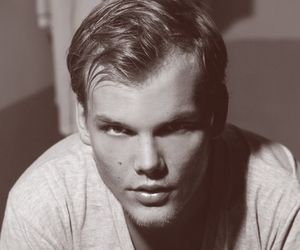 Avicii: przyczyny śmierci poznane. Wiadomo, jak zginął Avicii. 