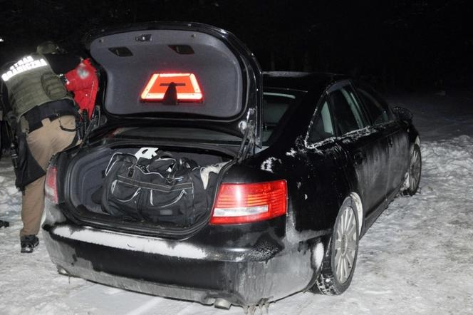 Narkotyki wozili czarnym Audi A6. Zabezpieczony towar o wartości ponad miliona złotych