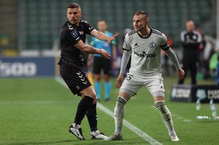 Legia Poldiego nakręca! Ligowy klasyk przy Łazienkowskiej pod znakiem wysokiego napięcia