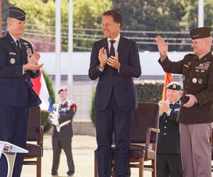 Zmiana na stanowisku Naczelnego Dowódcy Sił NATO
