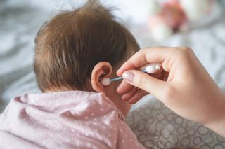 10 najczęściej zadawanych pytań pediatrom na temat uszu niemowlaka