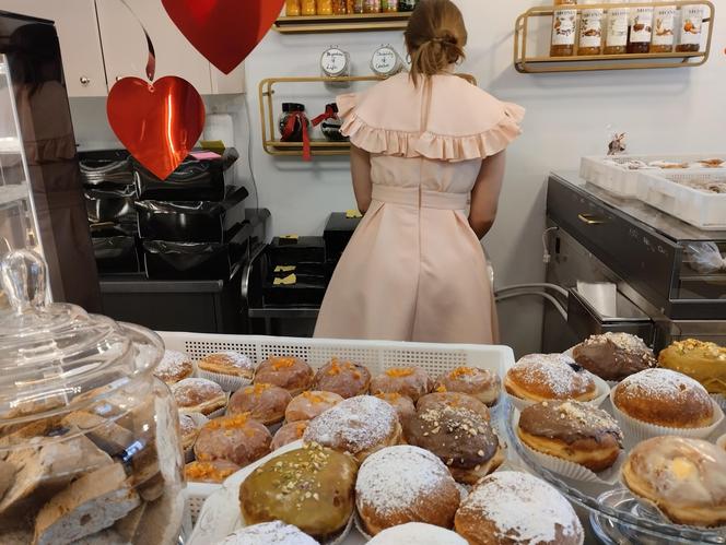 Tłusty czwartek. Święto pączków w Ana Belle Patisserie w Tarnowie