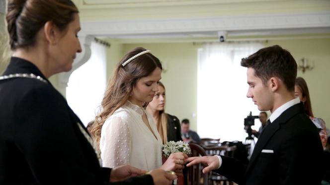 M jak miłość, odc. 1512: Lilka (Monika Mielnicka), Mateusz (Krystian Domagała)