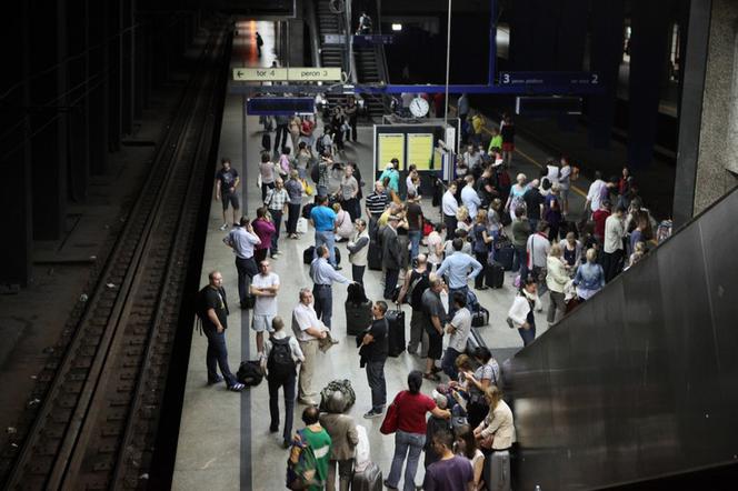 Warszawa: Awaria prądu na Dworcu Centralnym