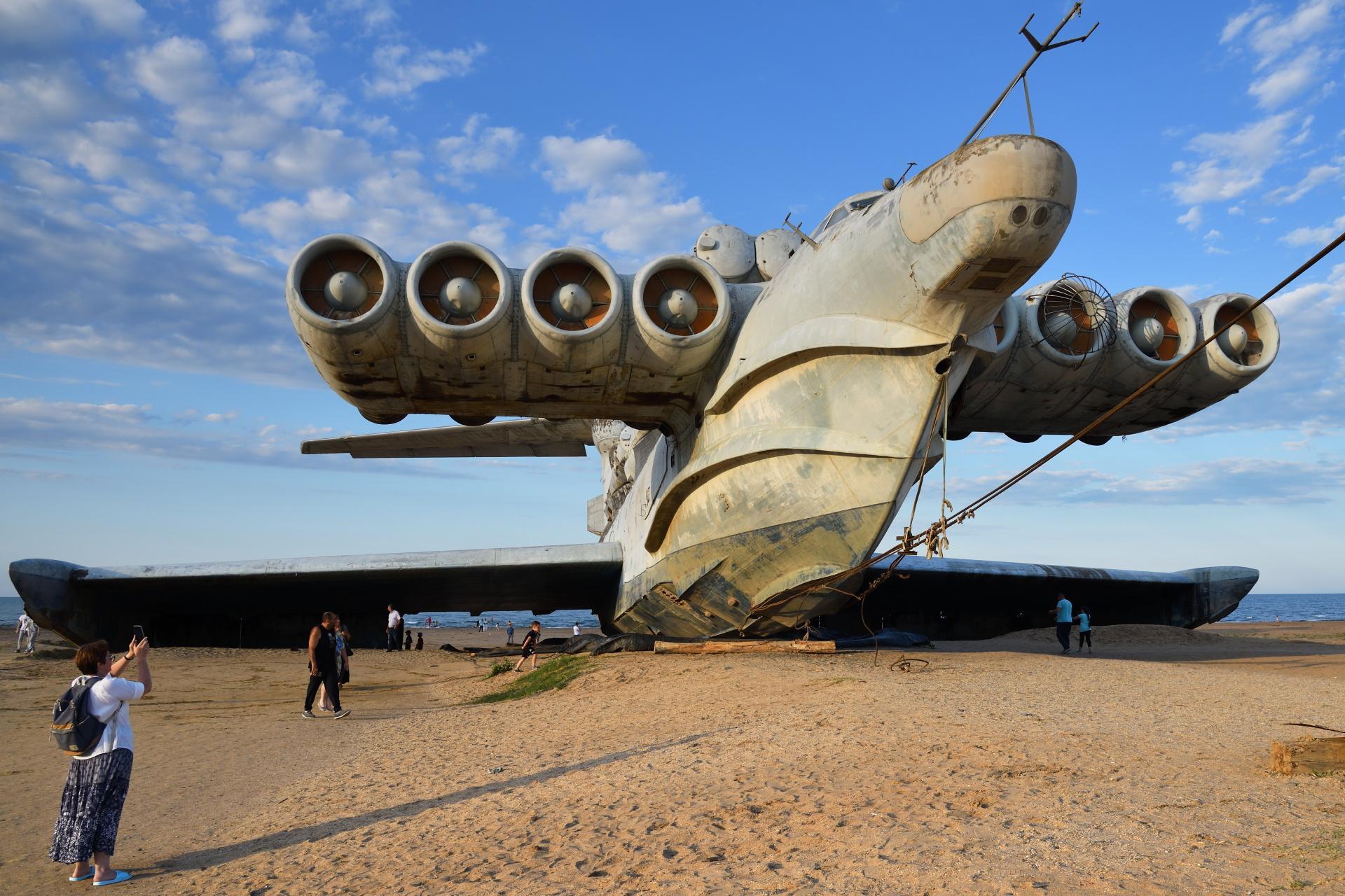 Lun-class ekranoplan 