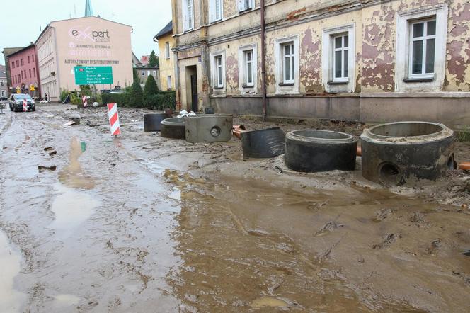 Tak wyglądają Głuchołazy po przejściu powodzi. Niewyobrażalna skala zniszczeń