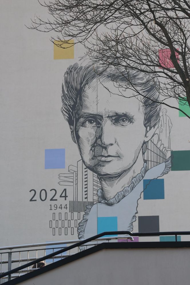 Na gmachu WPiA UMCS można podziwiać mural z wizerunkiem Marii Curie-Skłodowskiej 