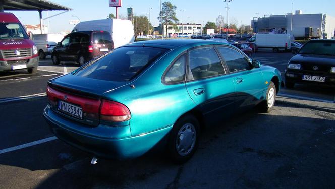 Mazda 626 z serialu "M jak miłość"