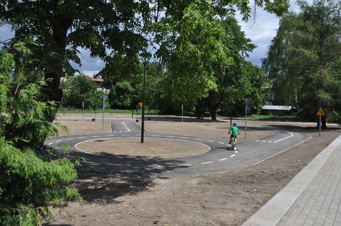 Budowa parku rekreacyjnego na Dolińskiego zakończona