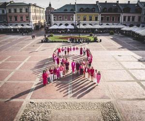 Październik w Zamościu ma kolor różowy. To miesiąc świadomości raka piersi