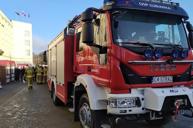 Nowe wozy dla kujawsko-pomorskich strażaków-ochotników