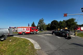 Potężny karambol na Mazowszu. Sześć osób trafiło do szpitala. Droga jest całkowicie zablokowana