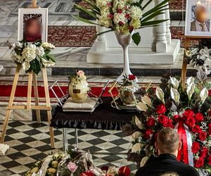 Ostatnia droga Ireny i Tadeusza. Cała wieś płakała na pogrzebie