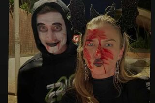 Mrocznie i zaskakująco. Tak gwiazdy przebrały się na tegoroczne Halloween! [GALERIA]