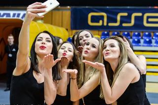 Piękne polskie cheerleaderki zachwyciły na parkietach NBA! [GALERIA]