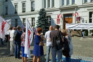 Protest budżetówki z Solidarności w Bydgoszczy [ZDJĘCIA]