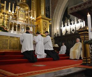 Dwie dziewice konsekrowane na Wawelu. Od biskupa dostały obrączki