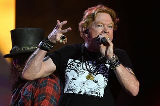 Axl Rose nienawidzi Polaków? Prawdziwe kulisy rzekomej wypowiedzi wokalisty Guns N’ Roses