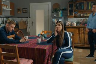 Barwy szczęścia odc. 2990. Agata (Natalia Zambrzycka), Hubert (Marek Molak), Ignacy Kieliszewski (Olaf Staszkiewicz)