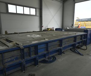 Kraków buduje Warszawie plac Zawiszy. Byliśmy w fabryce, gdzie powstanie 121 elementów wielkiej układanki