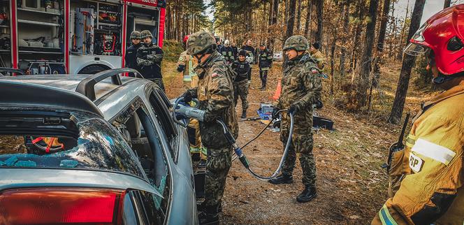 Terytorialsi ćwiczyli ze strażakami w Łętowni [Zdjęcia]