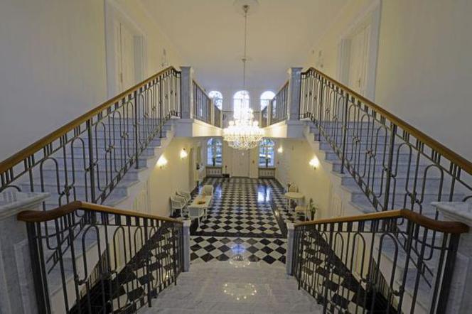 Hotel Sobienie Królewskie Golf & Country Club