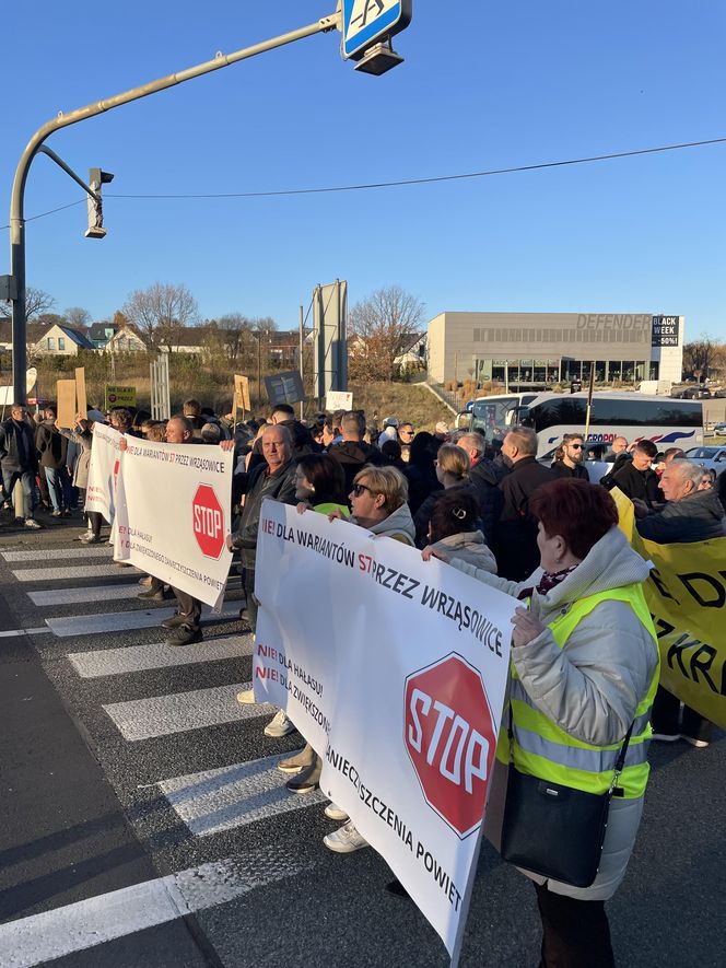 „Nie dla S7!”. Mieszkańcy Małopolski blokują zakopiankę