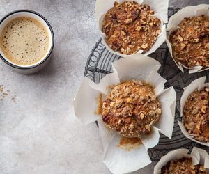 Bananowe muffinki piekę jak Ania Starmach. Są lekkie jak chmurka i gotowe w pół godziny 