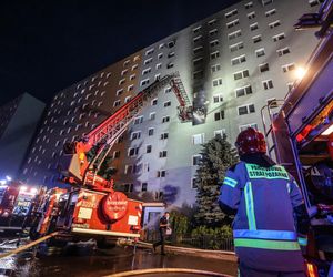 14-latka zginęła w pożarze bloku w Rzeszowie! Poszkodowanych zostało wiele osób [ZDJĘCIA, AKTUALIZACJA]
