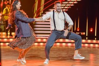 Taniec z Gwiazdami. Jeszcze nie tańczy, a zarabia najwięcej. Ile kosztuje Karolak?