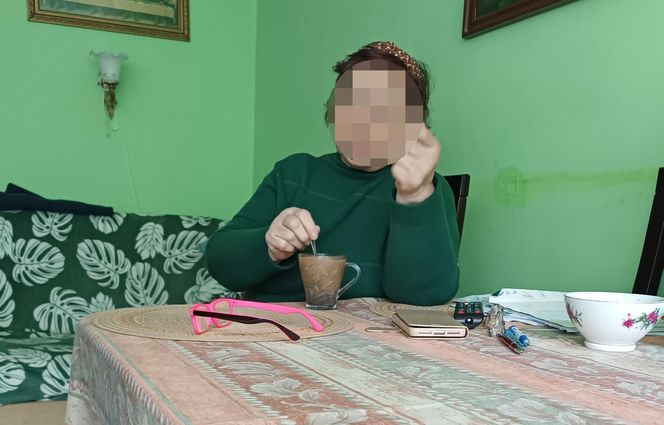 Chciała zarobić, a została bez środków do życia