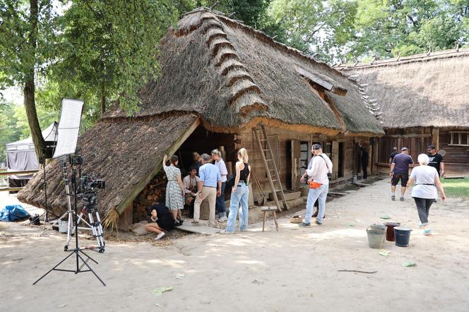 W Muzeum Wsi Lubelskiej w Lublinie trwają zdjęcia do filmu  pt. „Zegar” 