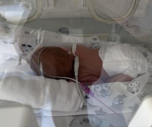 Niezwykłe narodziny w szpitalu w Rzeszowie. Na świat przyszły trojaczki!