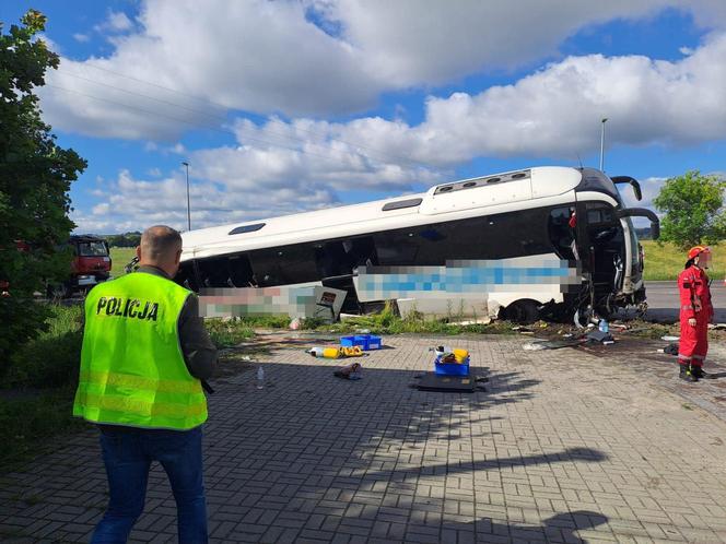 Wypadek autokaru na dk 17 w woj. lubelskim. Jest wielu rannych 