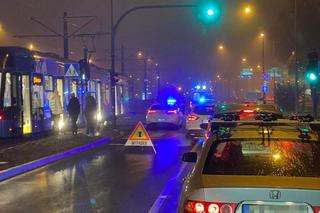 Śmiertelne potrącenie w Krakowie. Ruch tramwajowy został wstrzymany