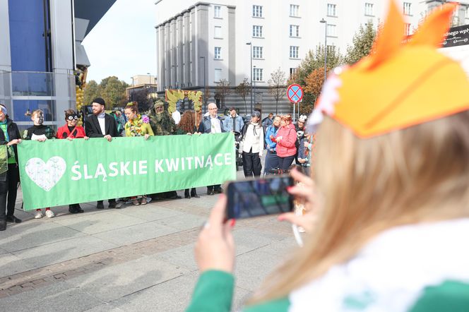 Ulicami Katowic przeszedł I Marsz Śląskiej Przyrody. Wydarzenie, jakiego jeszcze nie było