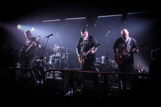 Rockowe uderzenie w sercu Tarnowa! TOGÜSLAV B. zagra w Piwnicy „Przepraszam”