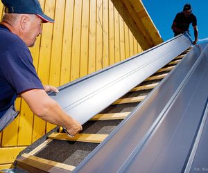 Wymiana dachu z dotacją? Czyste Powietrze i inne programy 2025