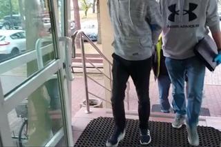 W biały dzień splądrowali mieszkanie w Otwocku! Trudno uwierzyć, co stamtąd zabrali